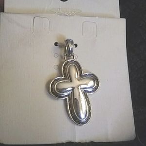 VTG "ICON Collection" Large Silver Toned Unisex Cross Pendant